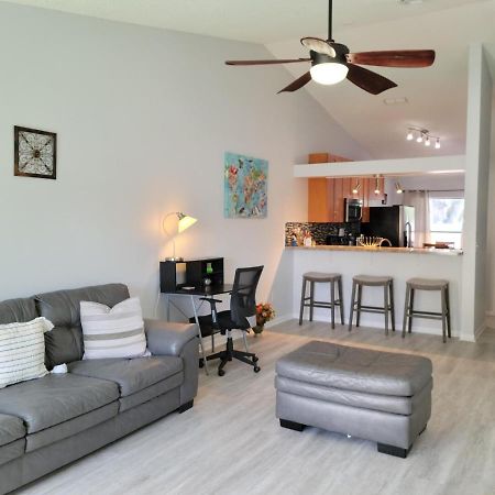 Beautiful Townhouse Easy Access To Everything. Clearwater Exterior photo