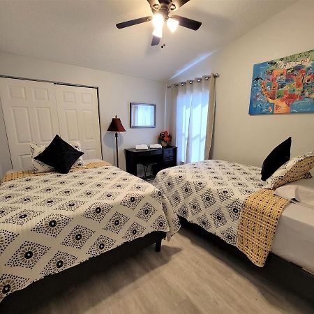 Beautiful Townhouse Easy Access To Everything. Clearwater Exterior photo