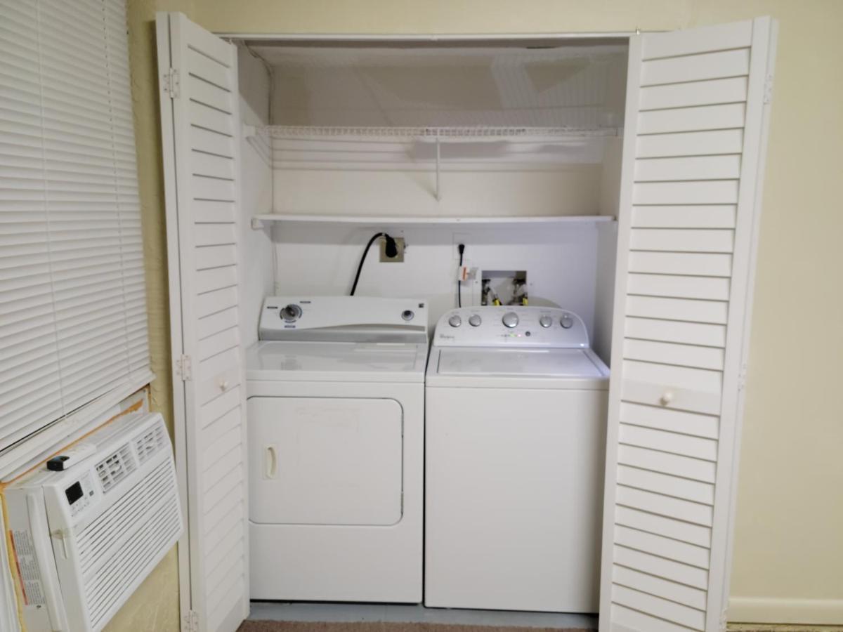 Beautiful Townhouse Easy Access To Everything. Clearwater Exterior photo